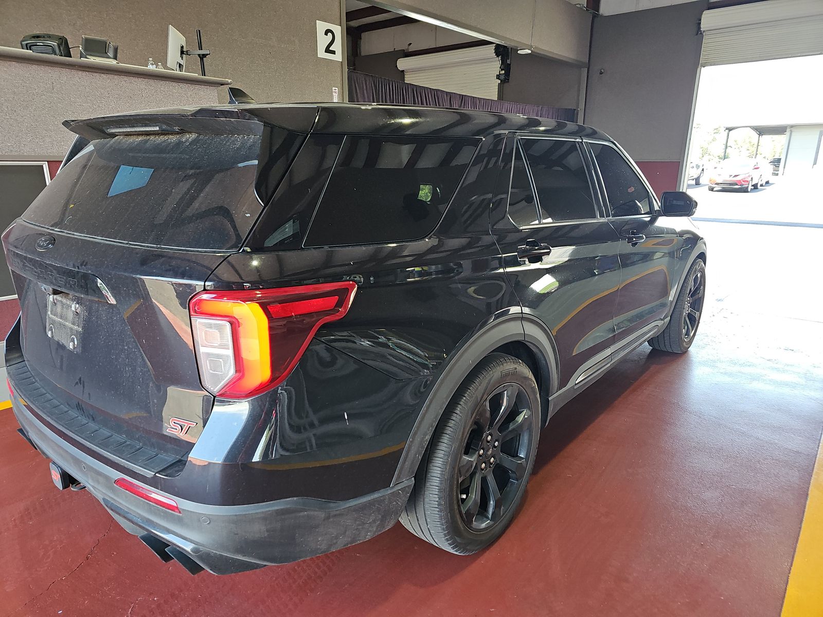FORD EXPLORER - 5