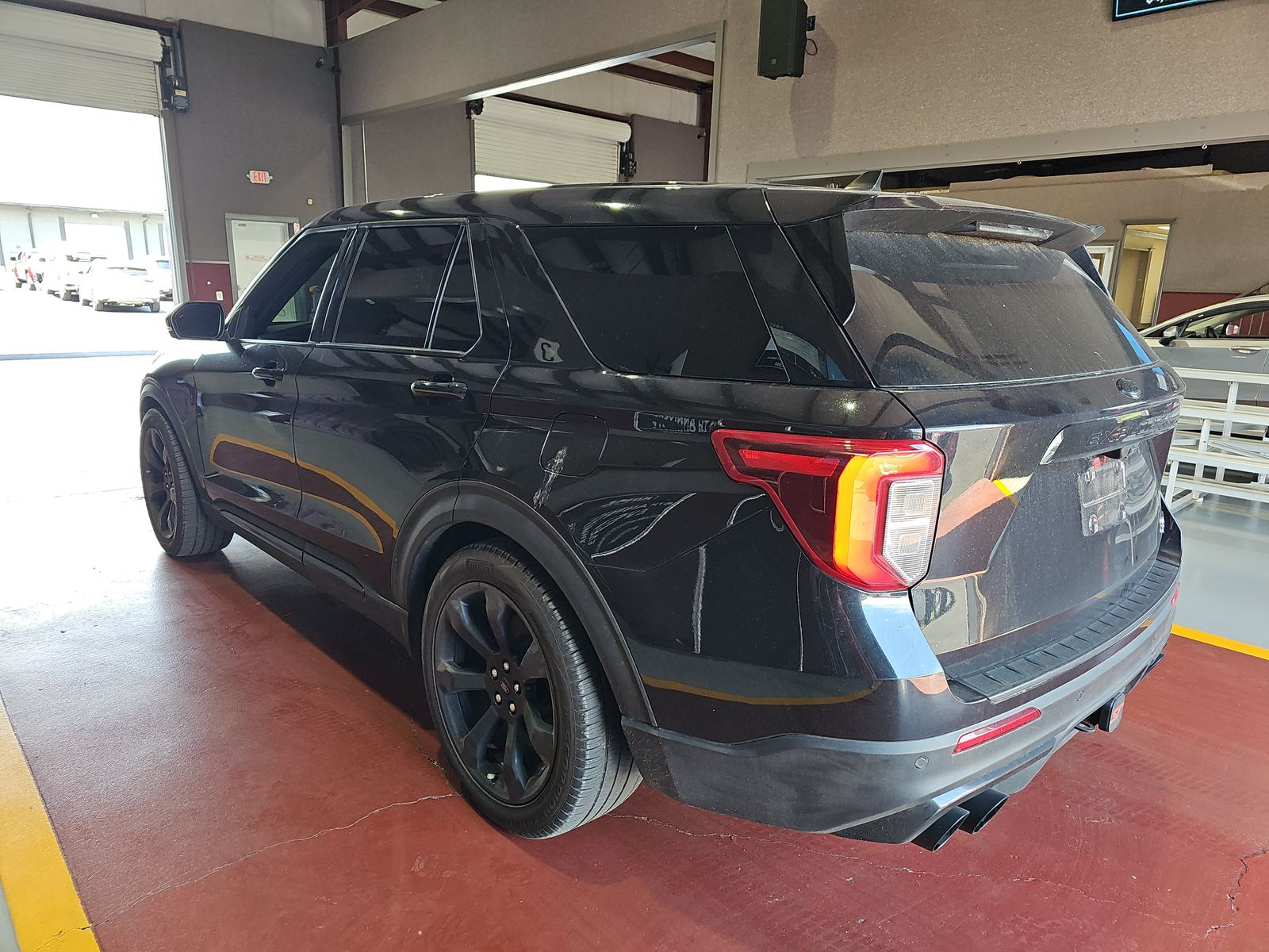 FORD EXPLORER - 7