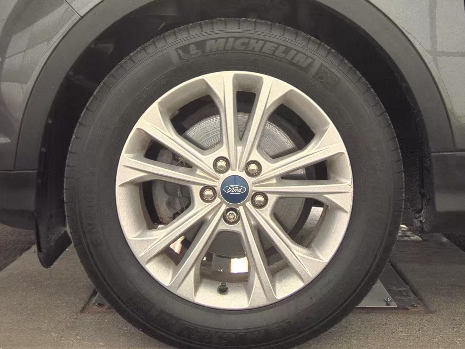 FORD ESCAPE - 10