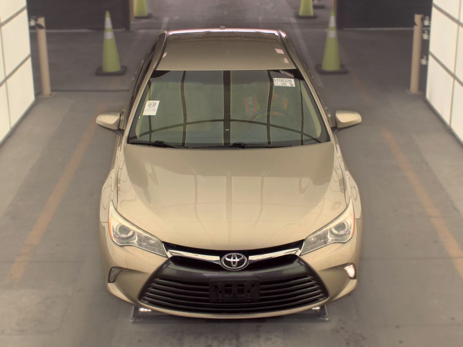 TOYOTA CAMRY - 3
