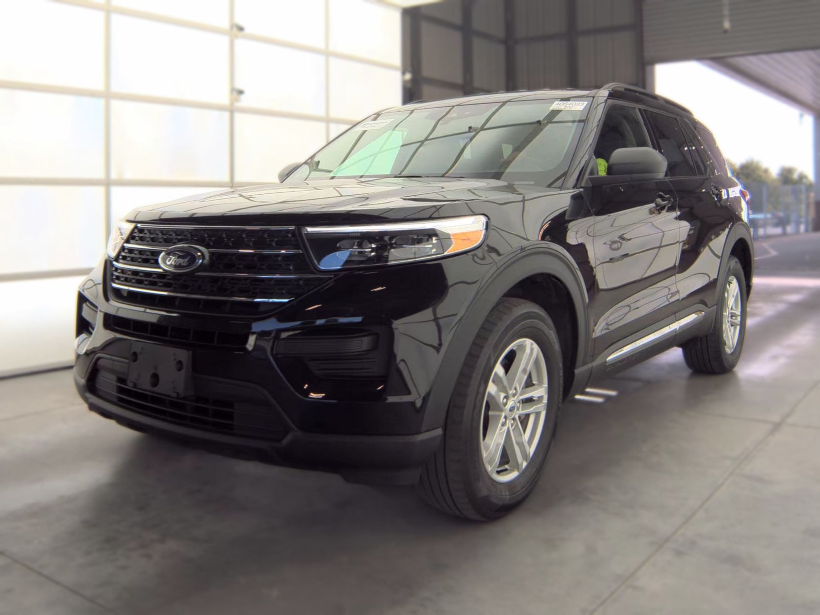 FORD EXPLORER - 1