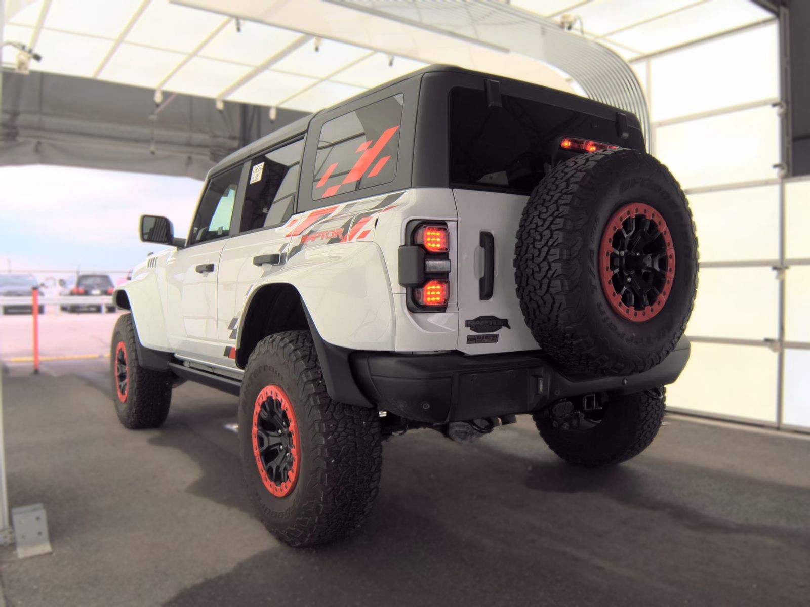 FORD BRONCO - 9
