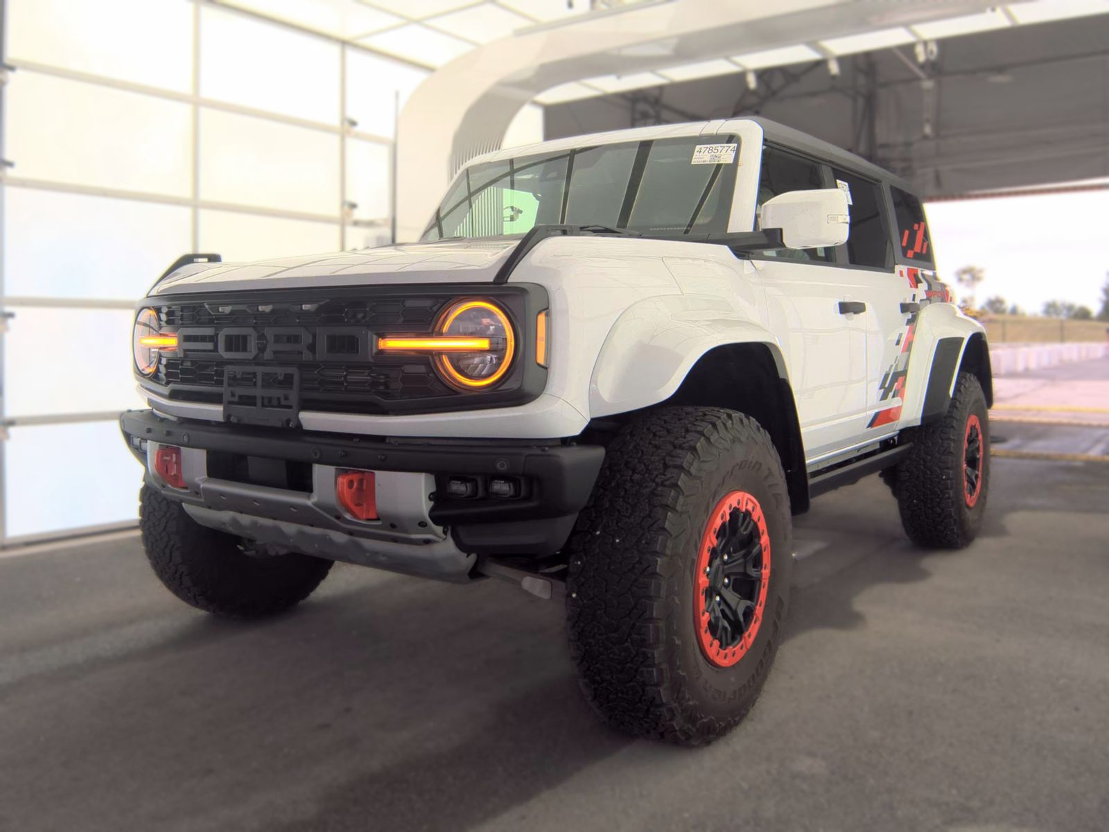 FORD BRONCO - 1