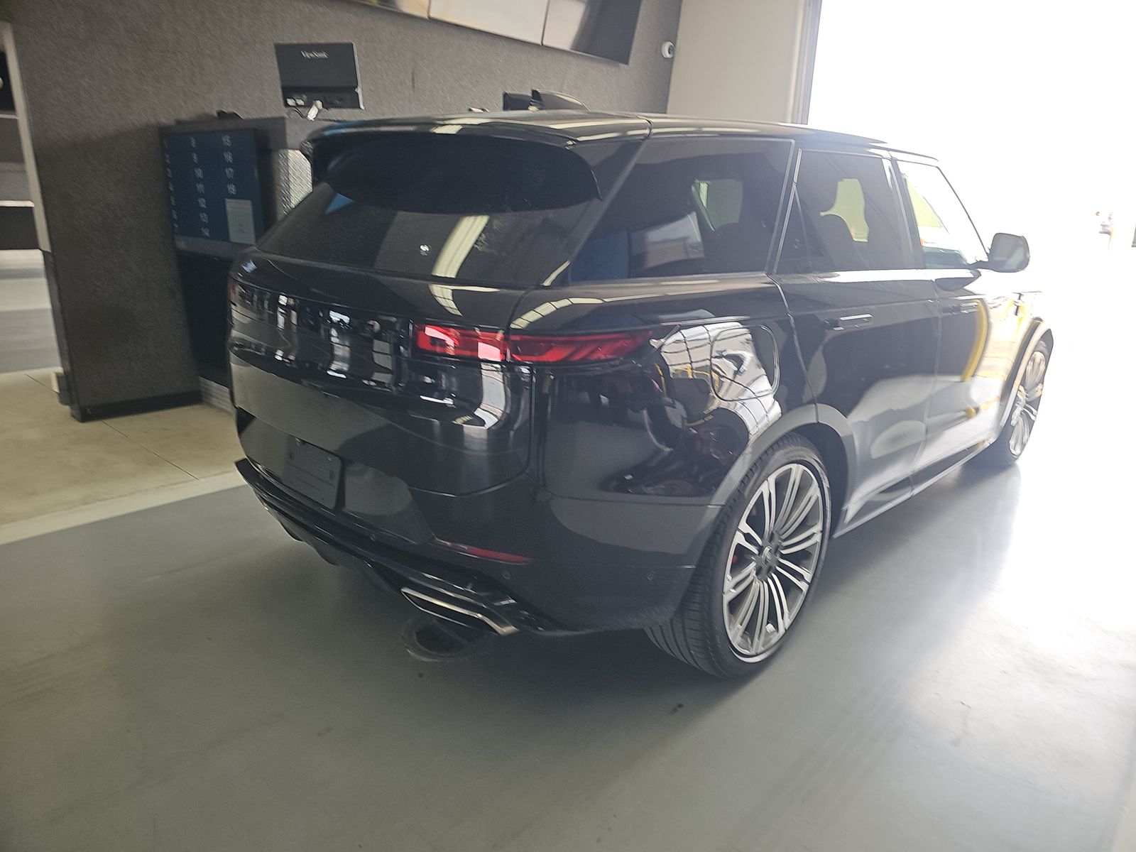 2024 Land Rover Range Rover Sport Dynamic SE AWD