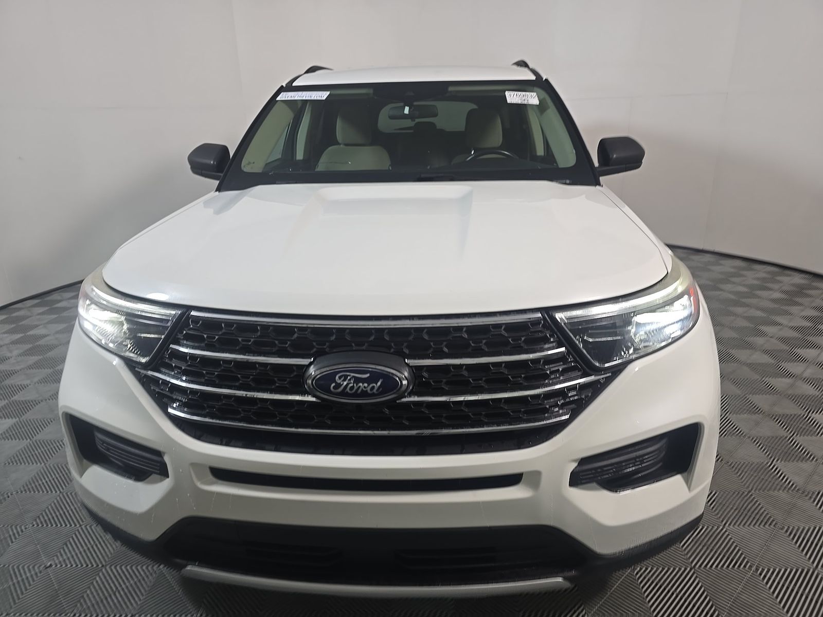 FORD EXPLORER - 3