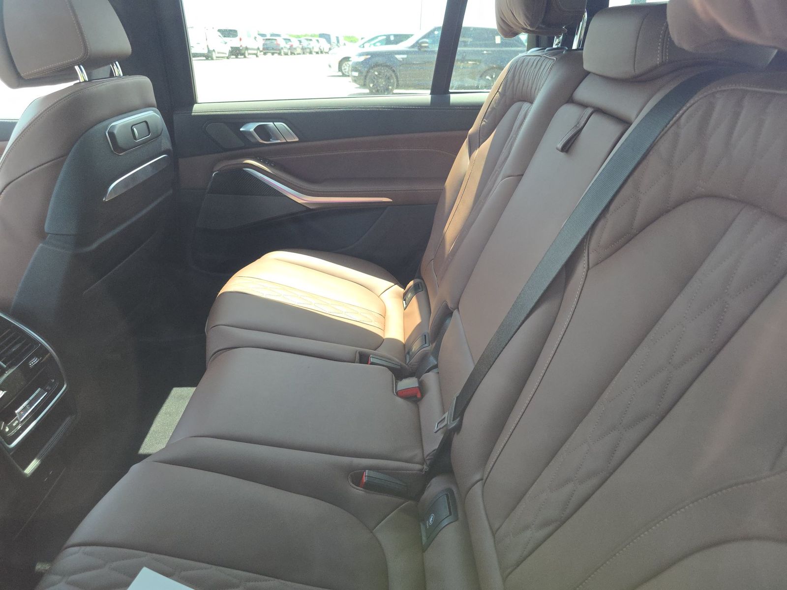 2026 BMW X7 M60i AWD