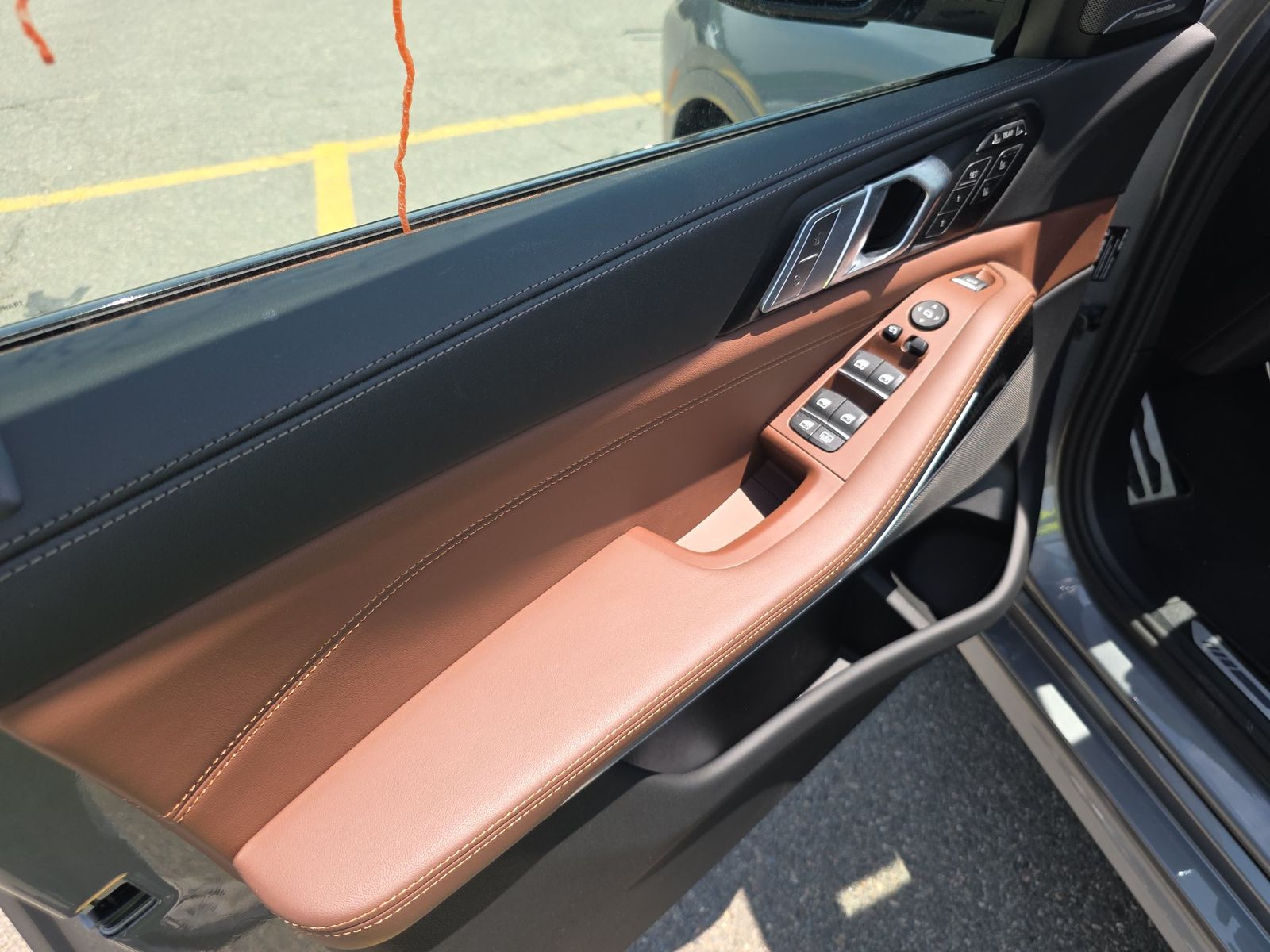 2026 BMW X7 M60i AWD