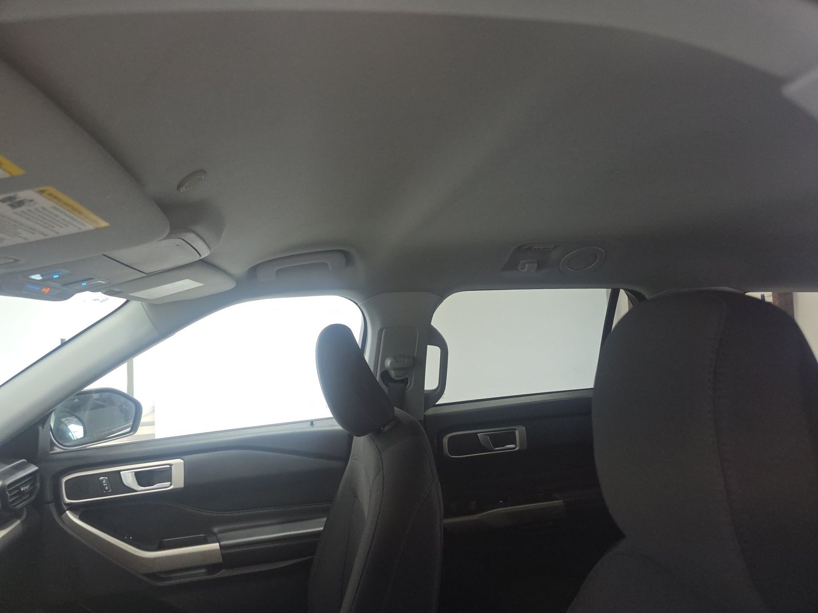 2023 Ford Explorer XLT RWD