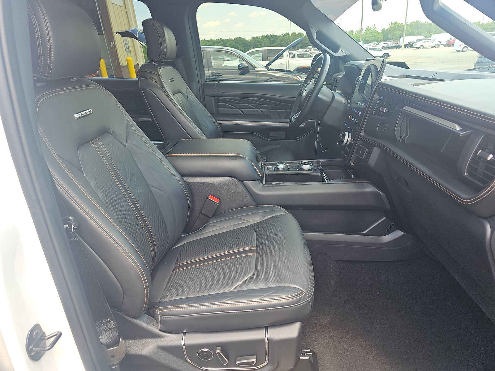 FORD EXPEDITION MAX - 3