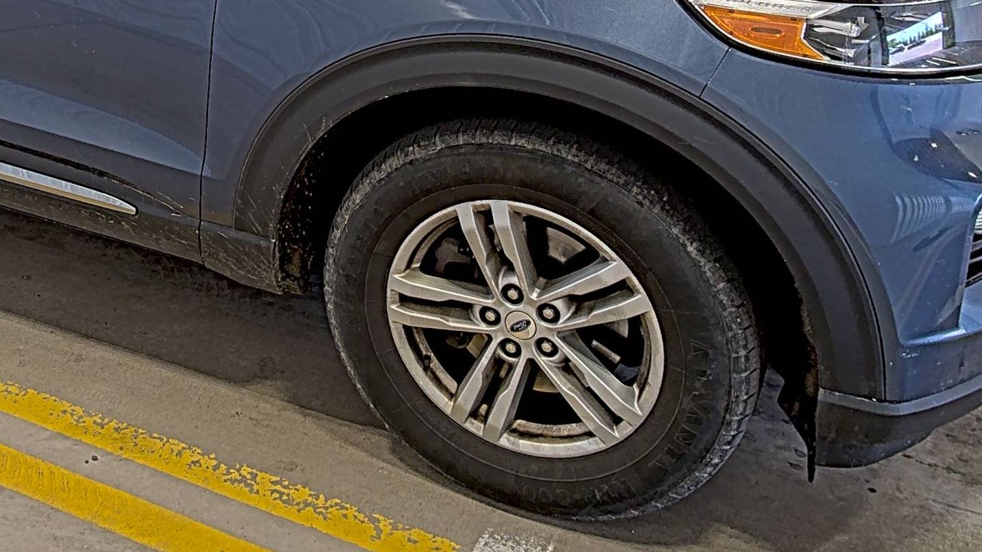 FORD EXPLORER - 9