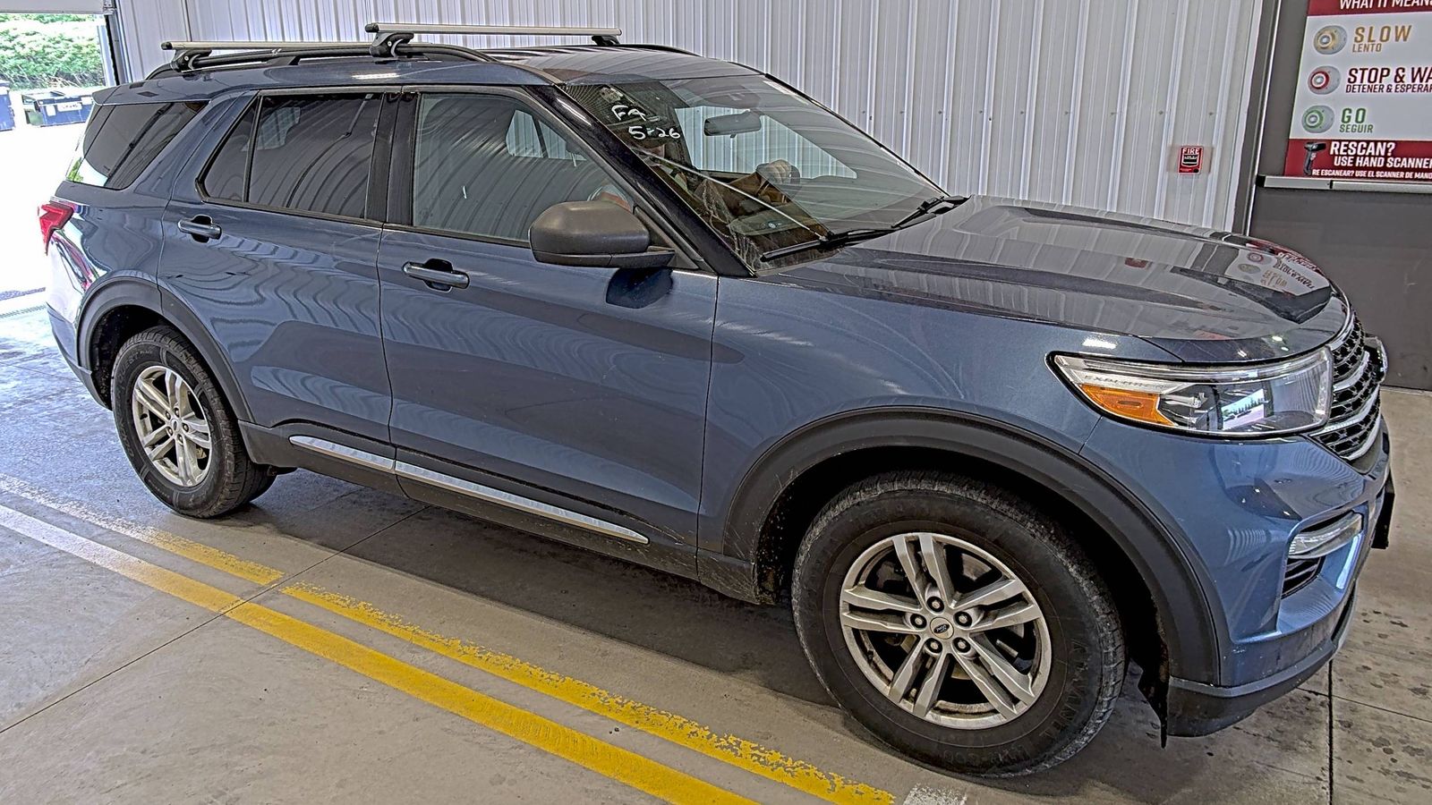 FORD EXPLORER - 4