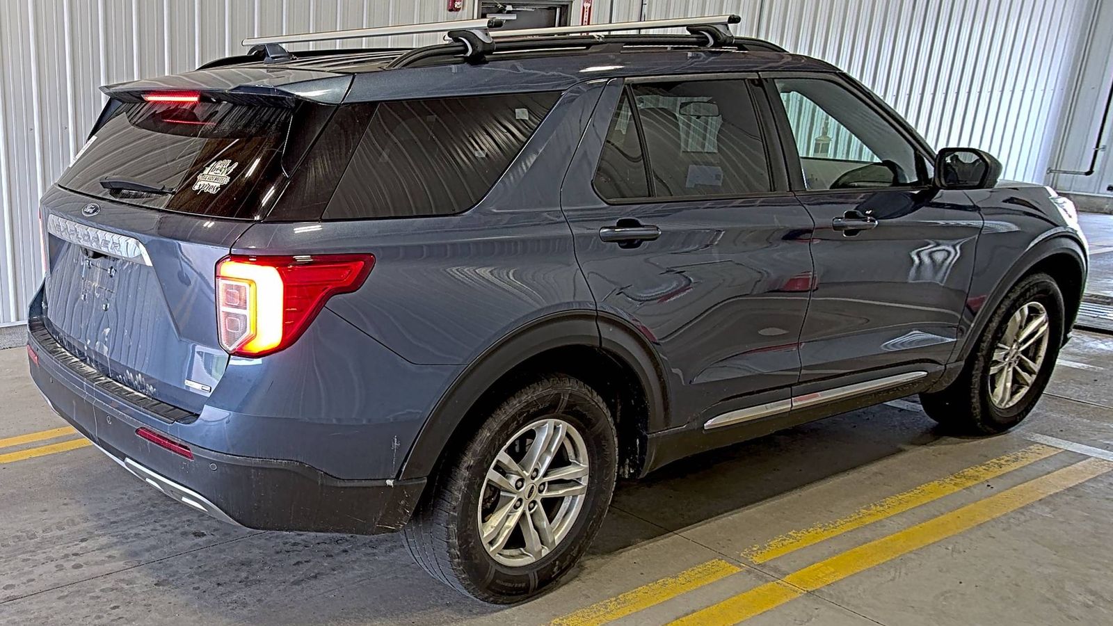 FORD EXPLORER - 5