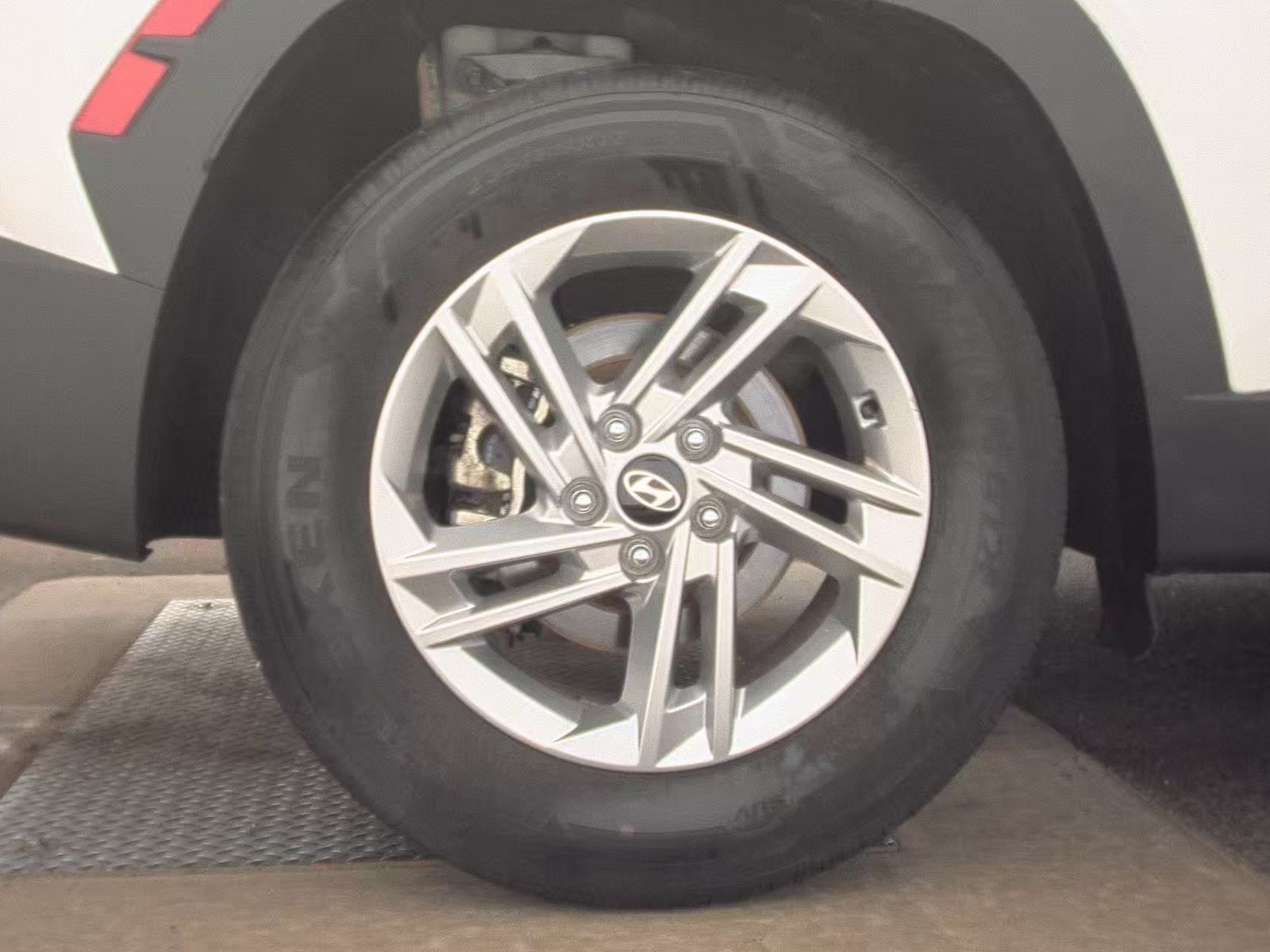 2025 Hyundai Tucson SE FWD