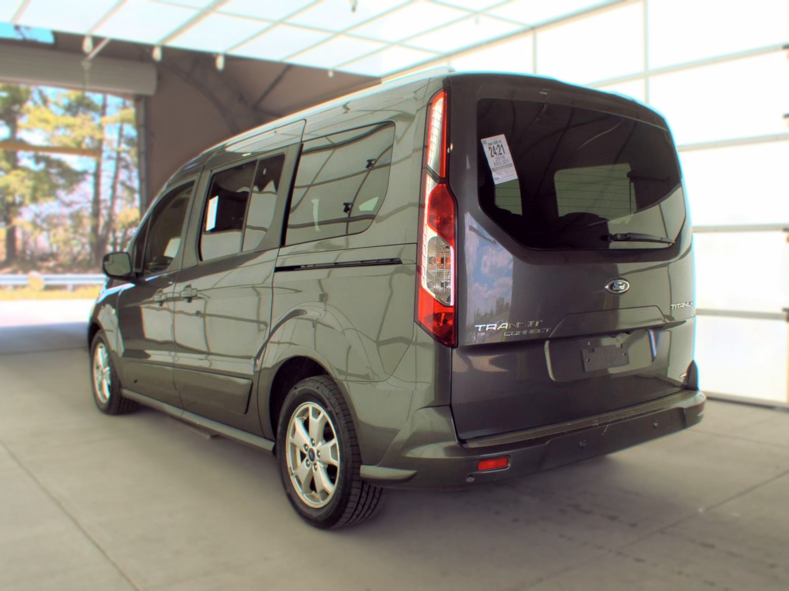 FORD TRANSIT CONNECT - 9
