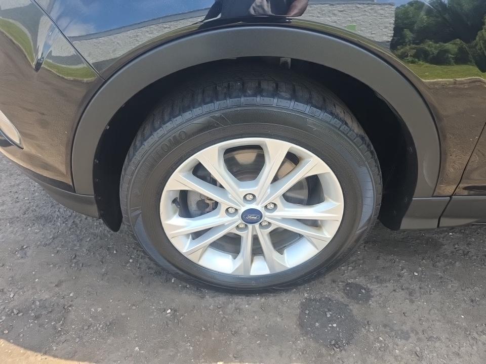 FORD ESCAPE - 9