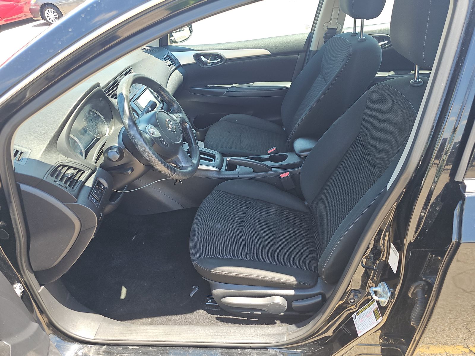 NISSAN SENTRA - 8