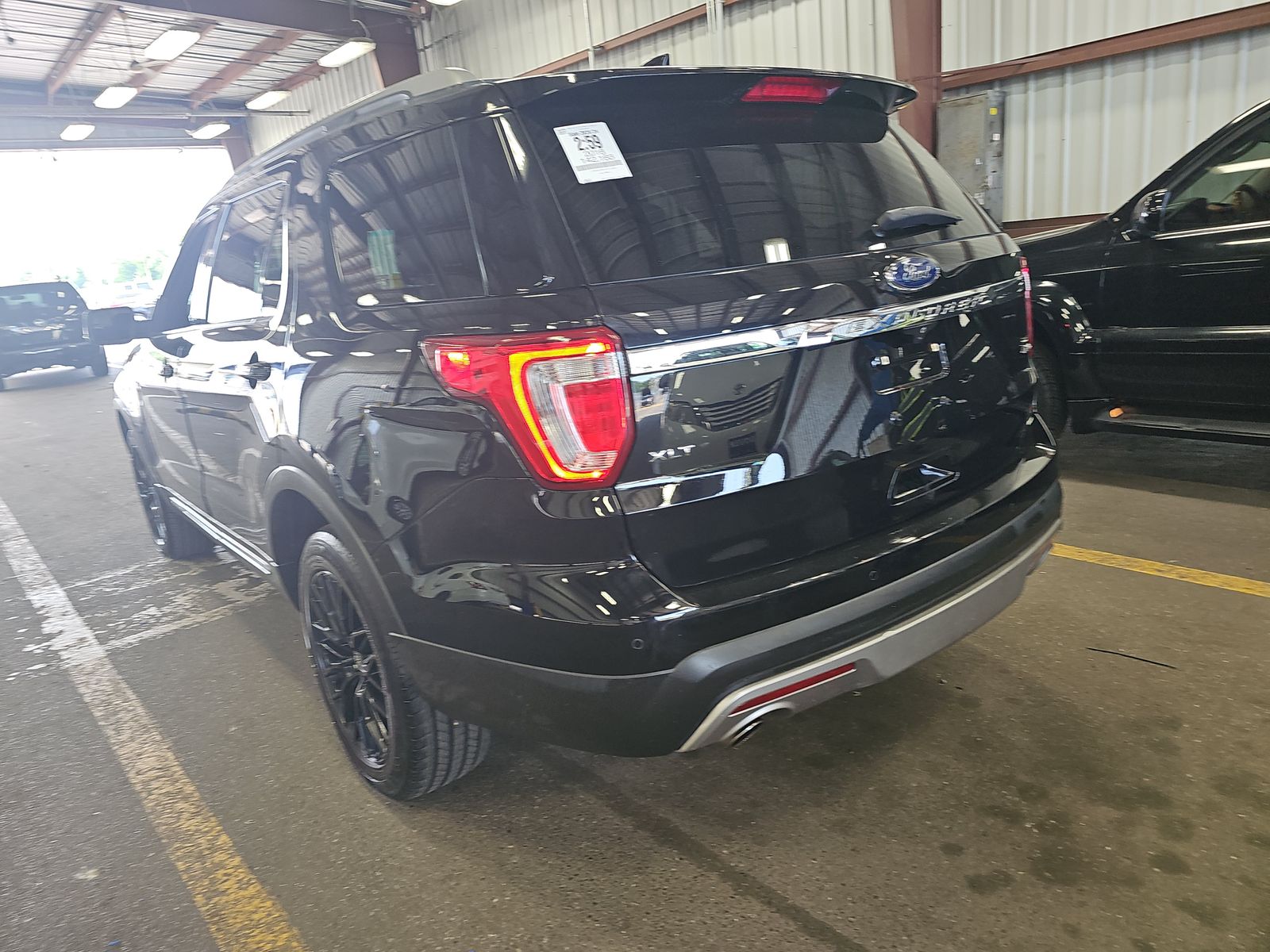 FORD EXPLORER - 7