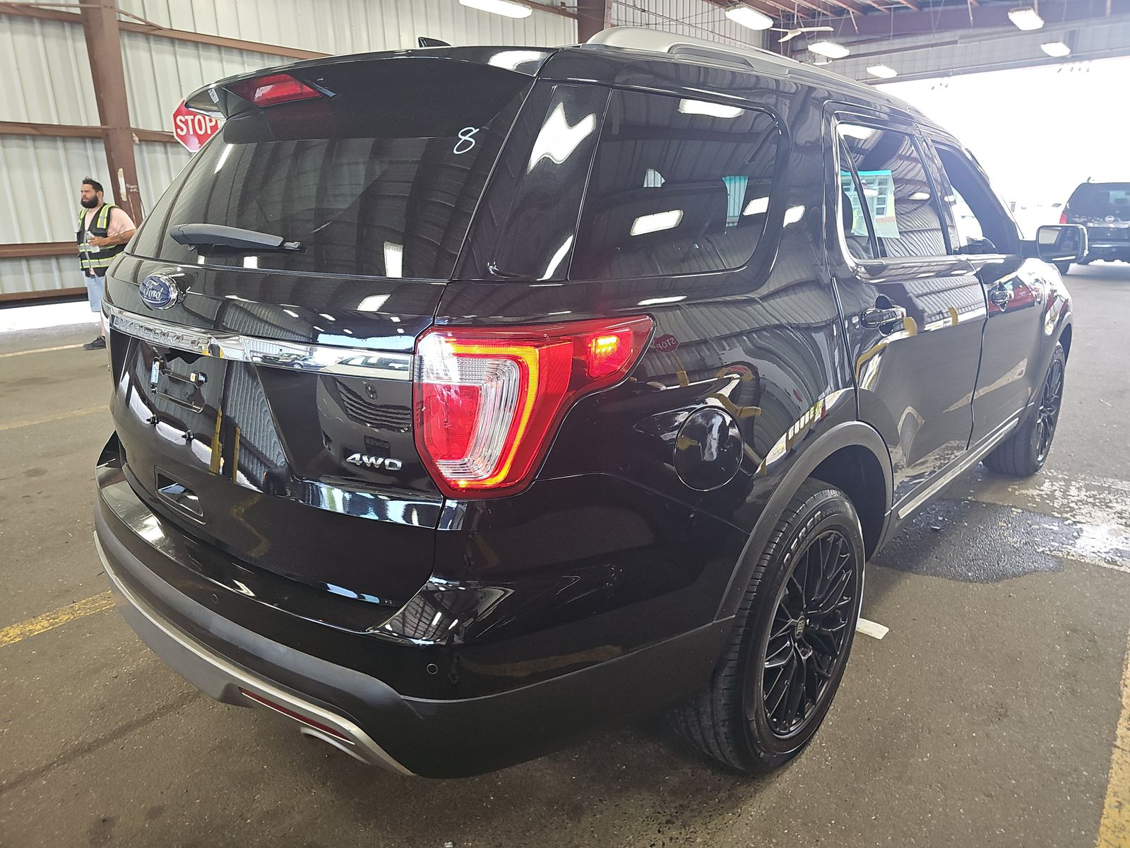 FORD EXPLORER - 5