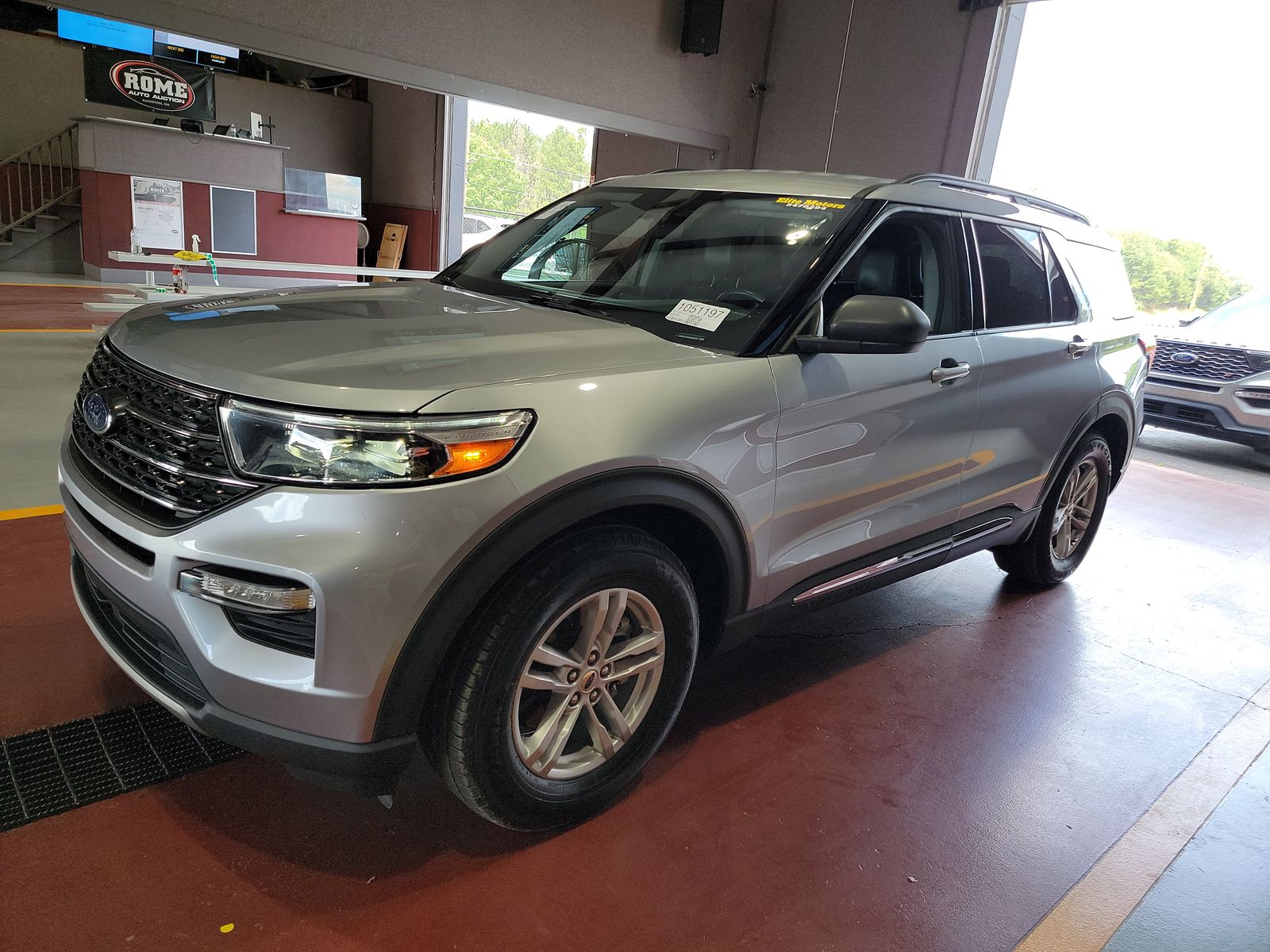 FORD EXPLORER - 1
