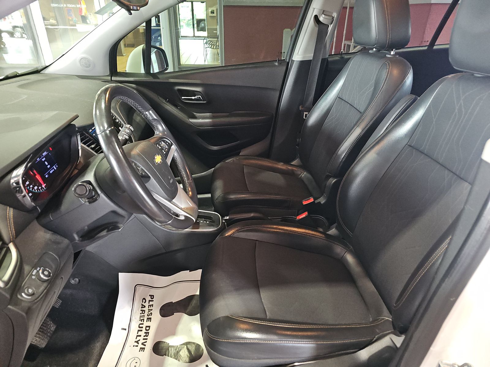 CHEVROLET TRAX - 8