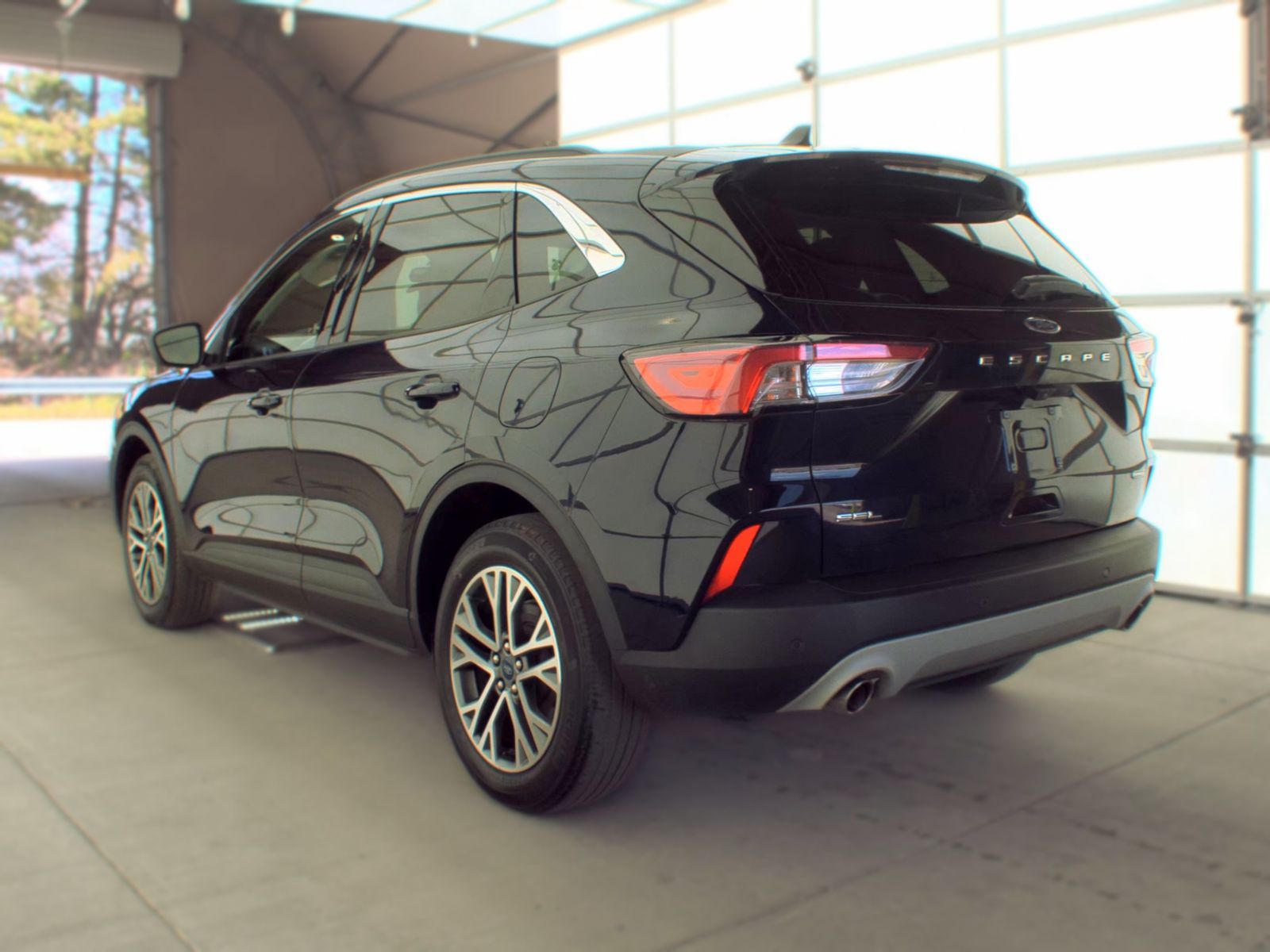 FORD ESCAPE - 9