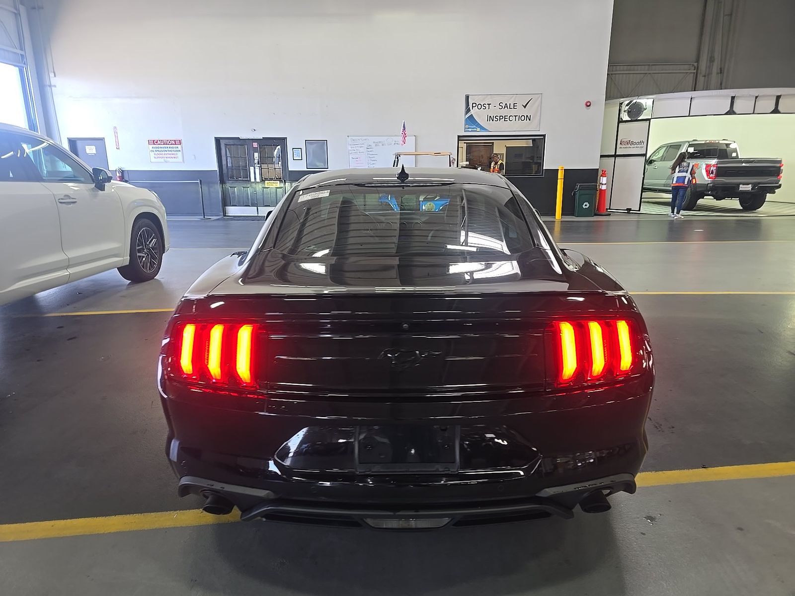 FORD MUSTANG - 6