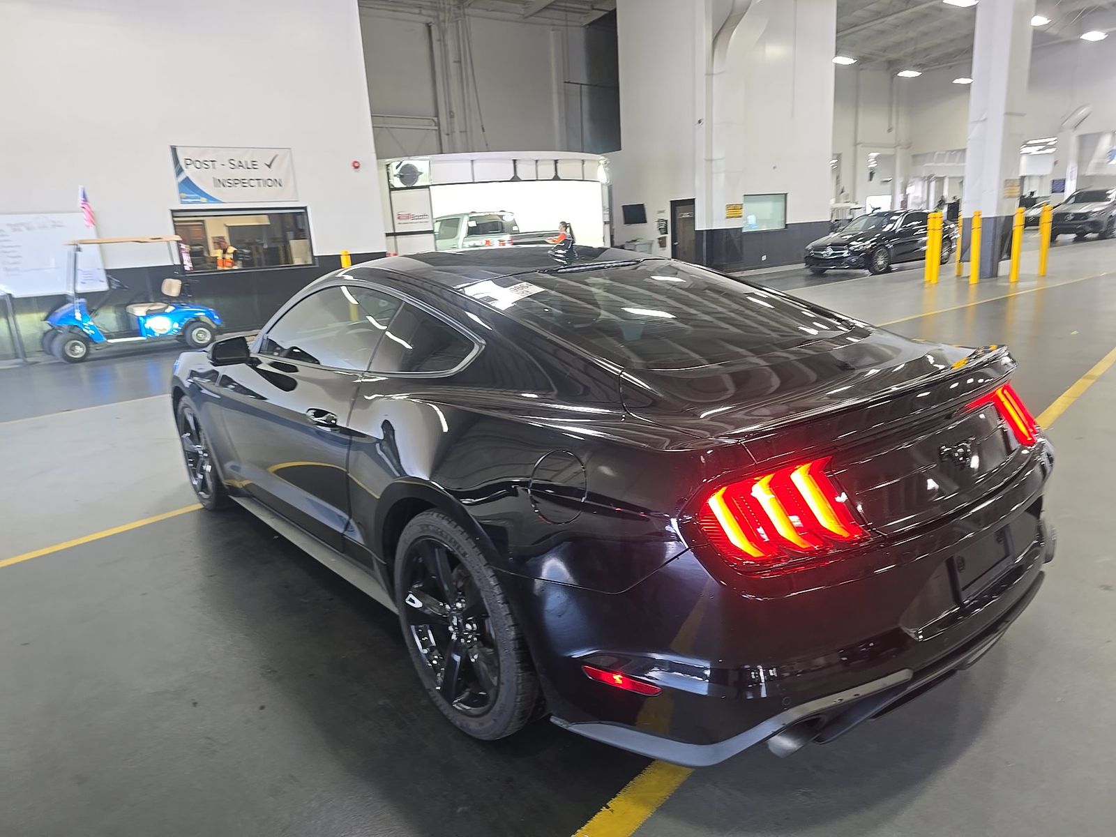 FORD MUSTANG - 7