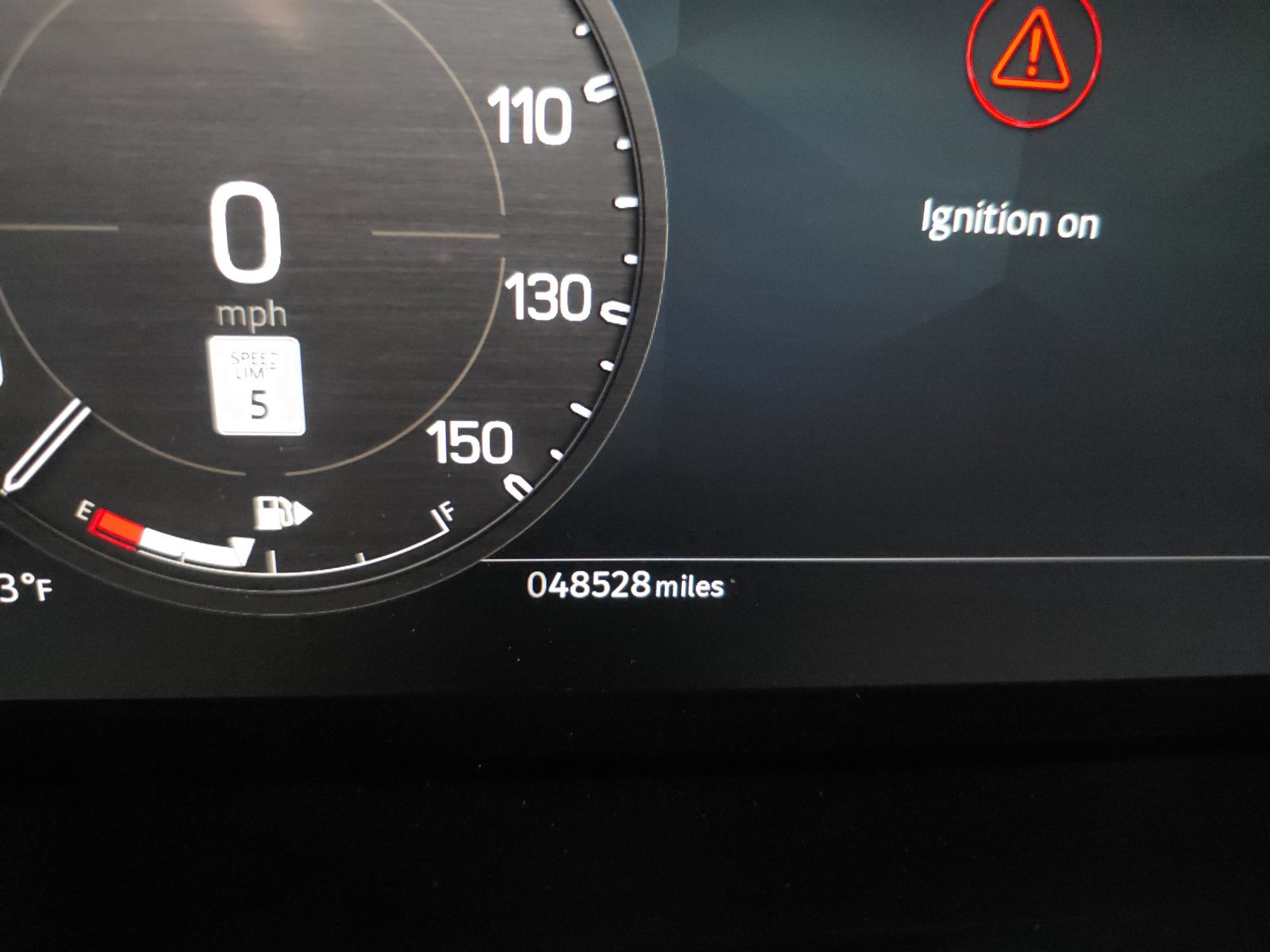 2024 Land Rover Defender 130 X-Dynamic SE FWD