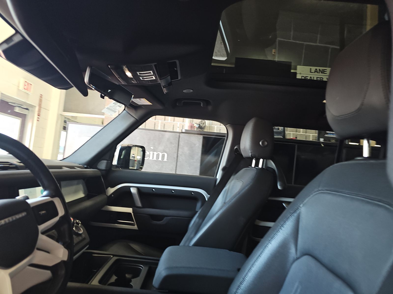 2022 Land Rover Defender 110 X-Dynamic SE FWD
