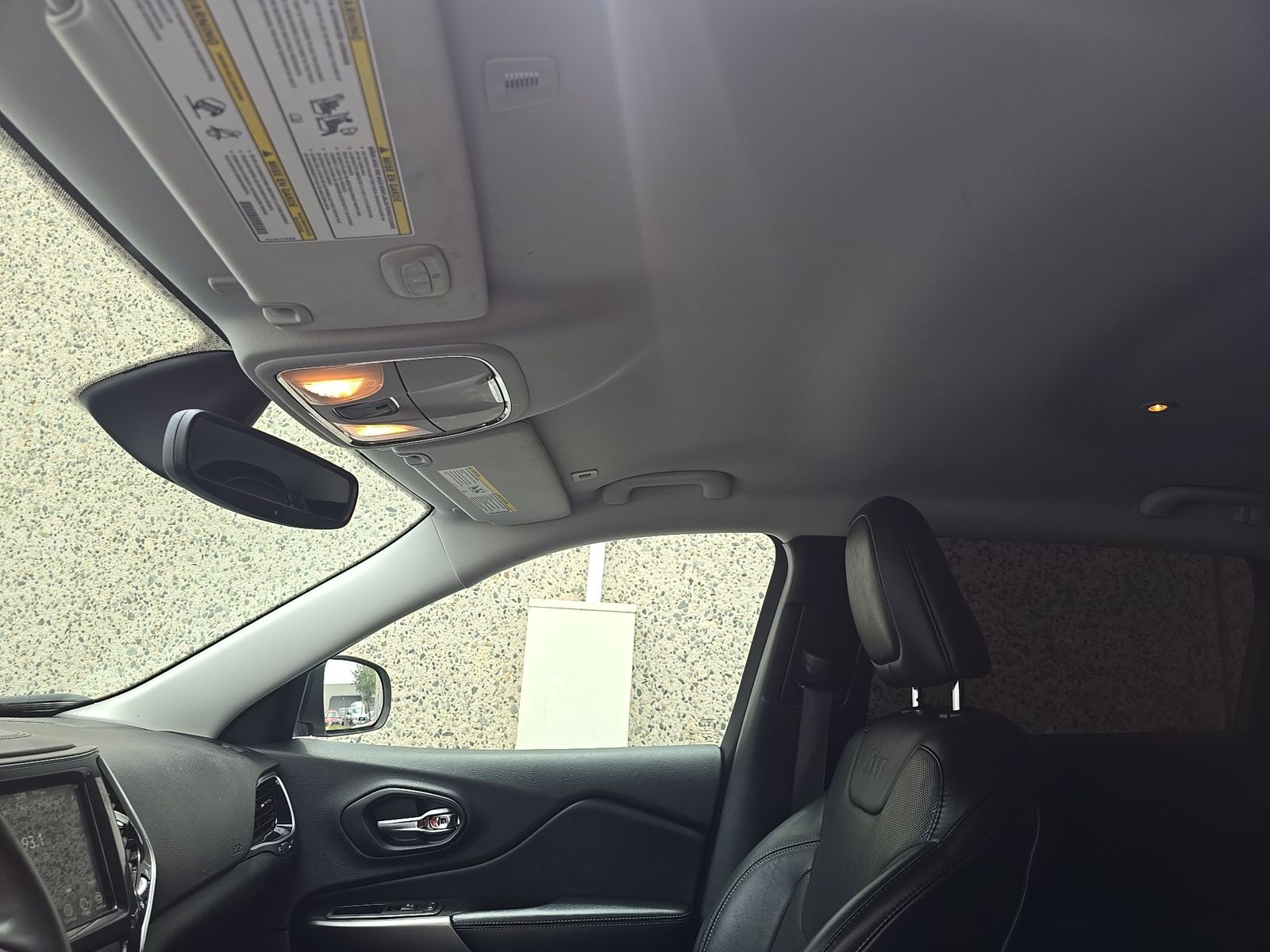 2019 Jeep Cherokee Limited FWD