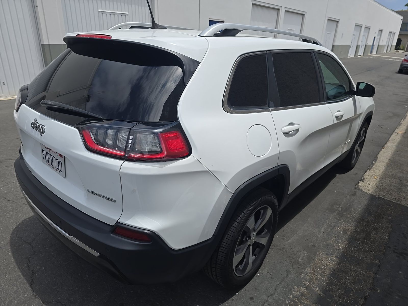 2019 Jeep Cherokee Limited FWD