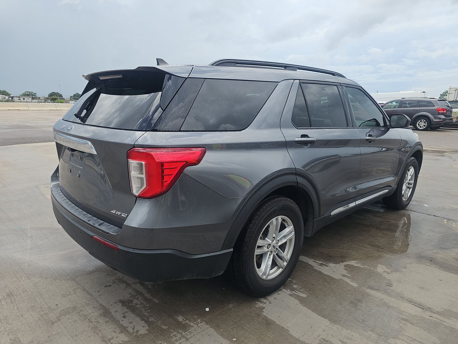 FORD EXPLORER - 5