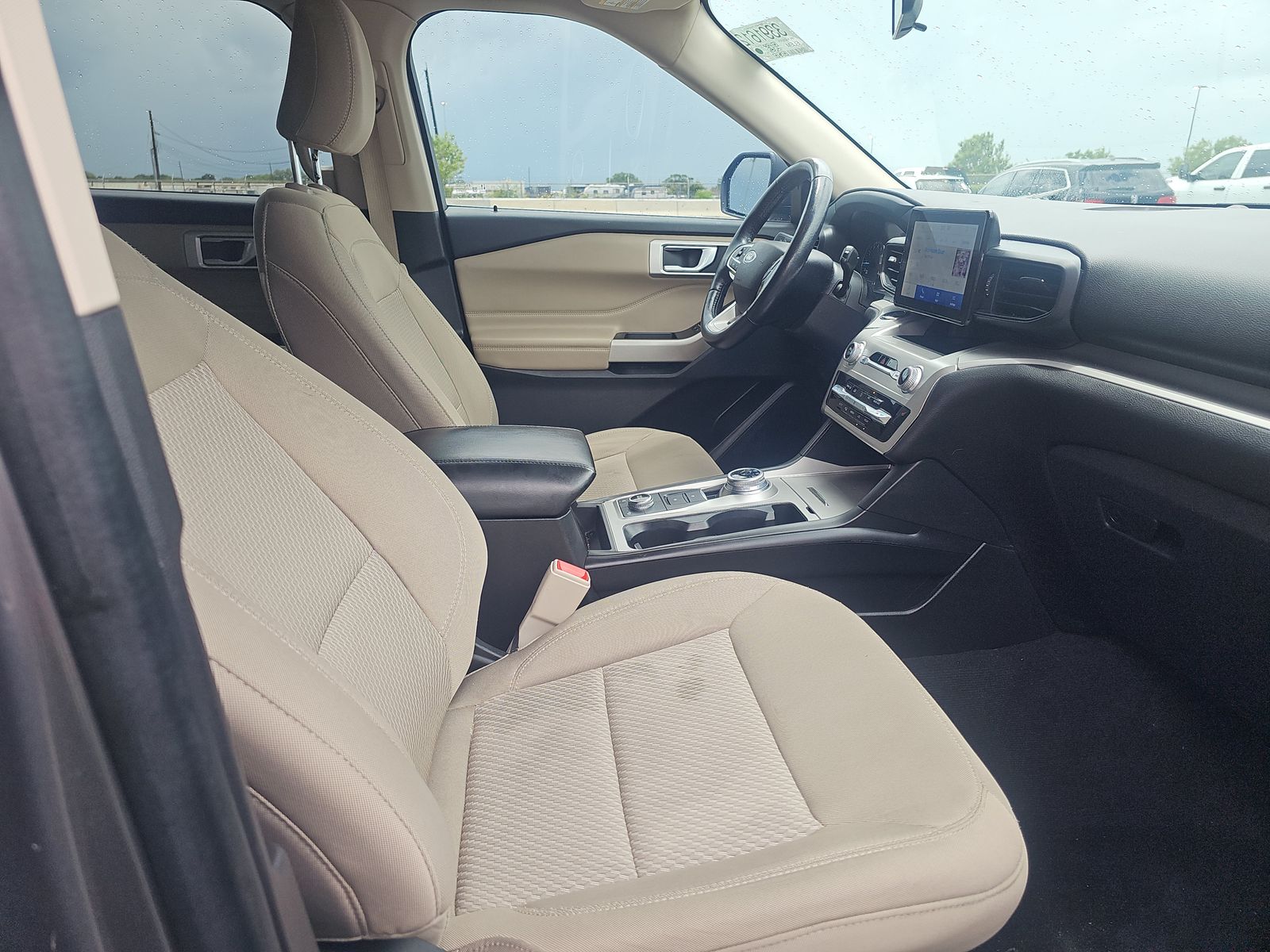 FORD EXPLORER - 9