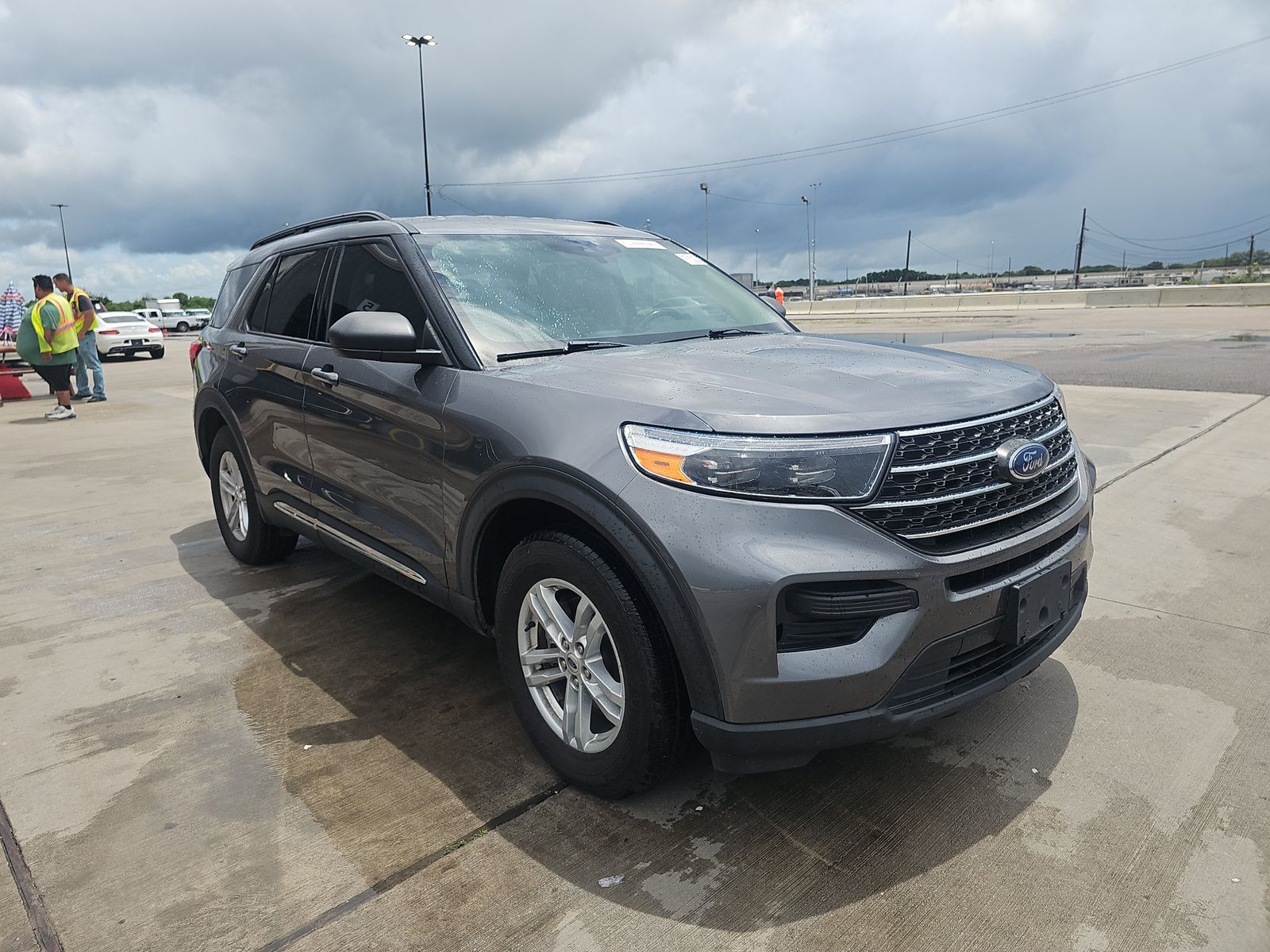 FORD EXPLORER - 4
