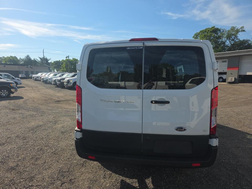 FORD TRANSIT 250 - 6