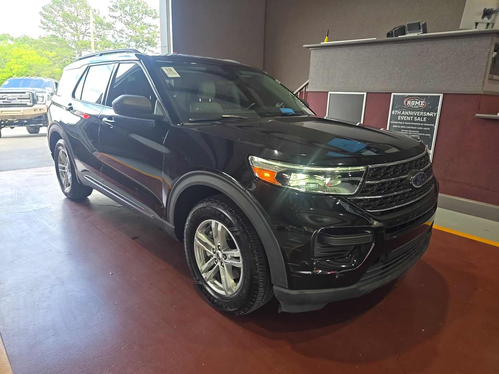 FORD EXPLORER - 4