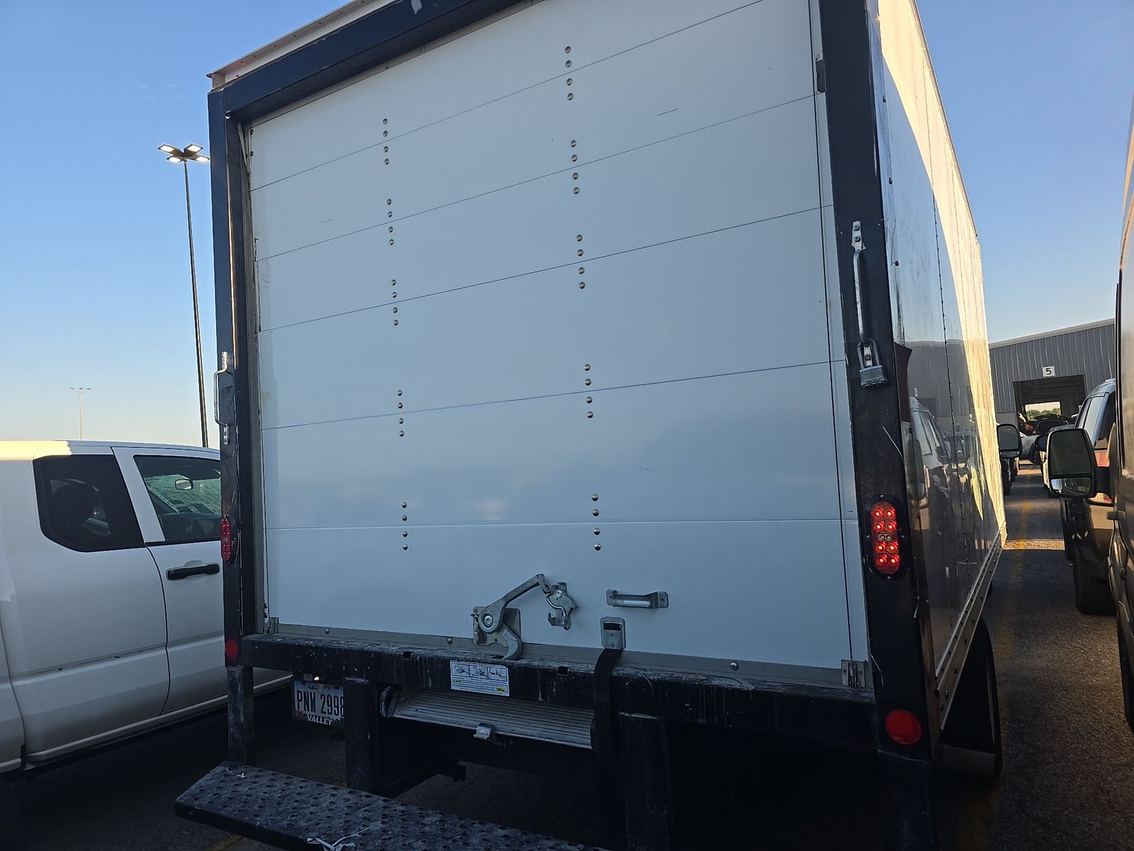 FORD E-350 - 5
