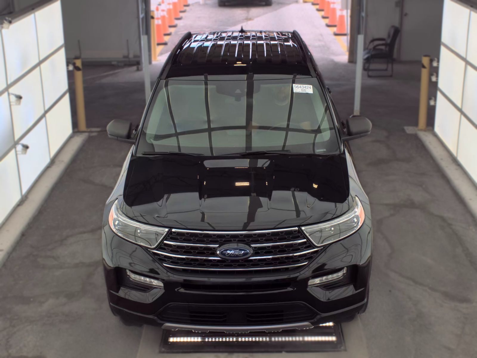 FORD EXPLORER - 3