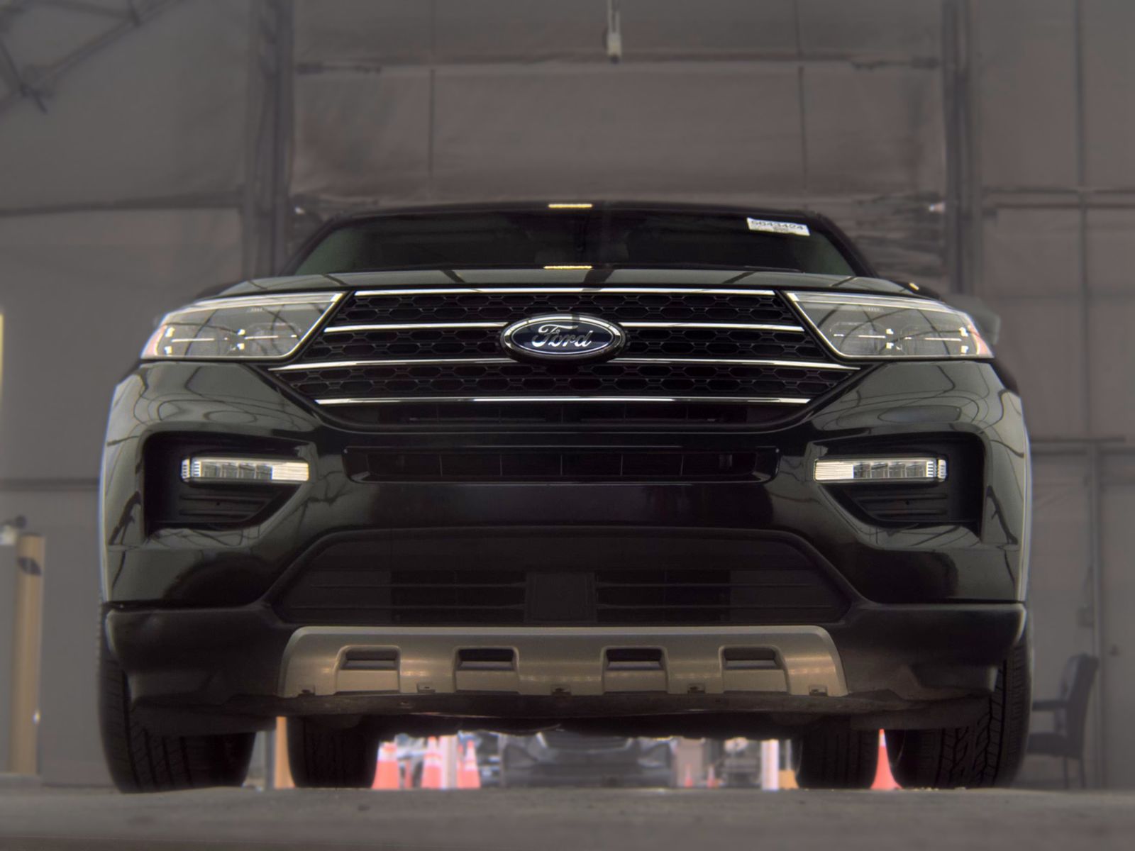 FORD EXPLORER - 4