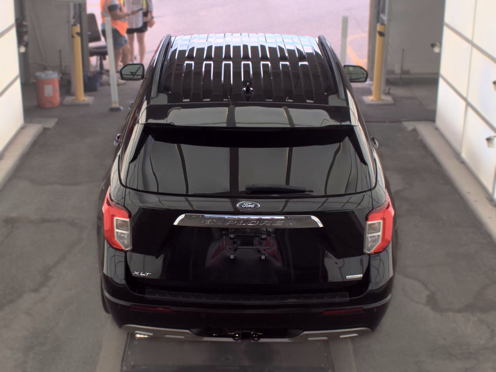 FORD EXPLORER - 7