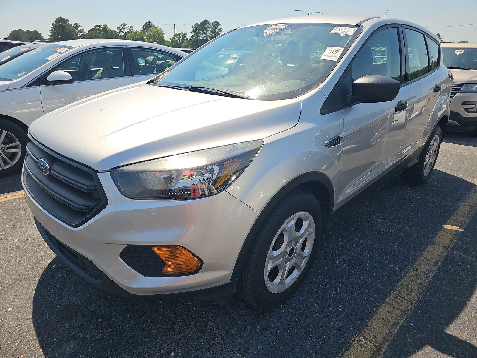FORD ESCAPE - 1