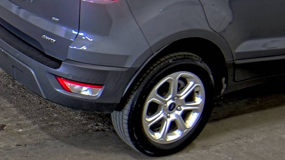 FORD ECOSPORT - 10