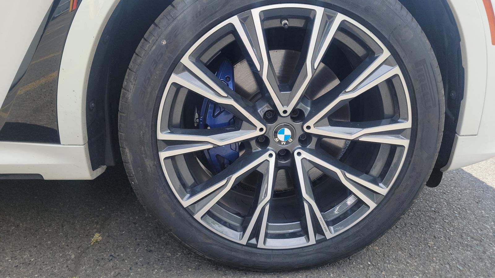 2020 BMW X7 M50i AWD