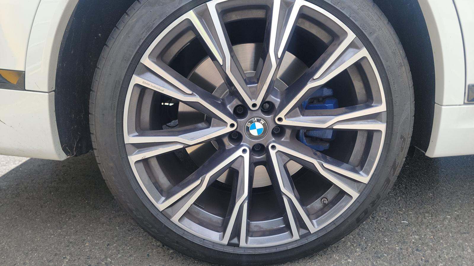 2020 BMW X7 M50i AWD