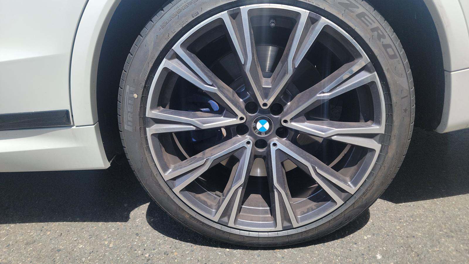 2020 BMW X7 M50i AWD