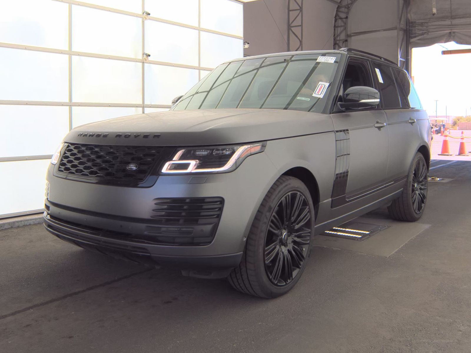 LAND ROVER RANGE ROVER - 1