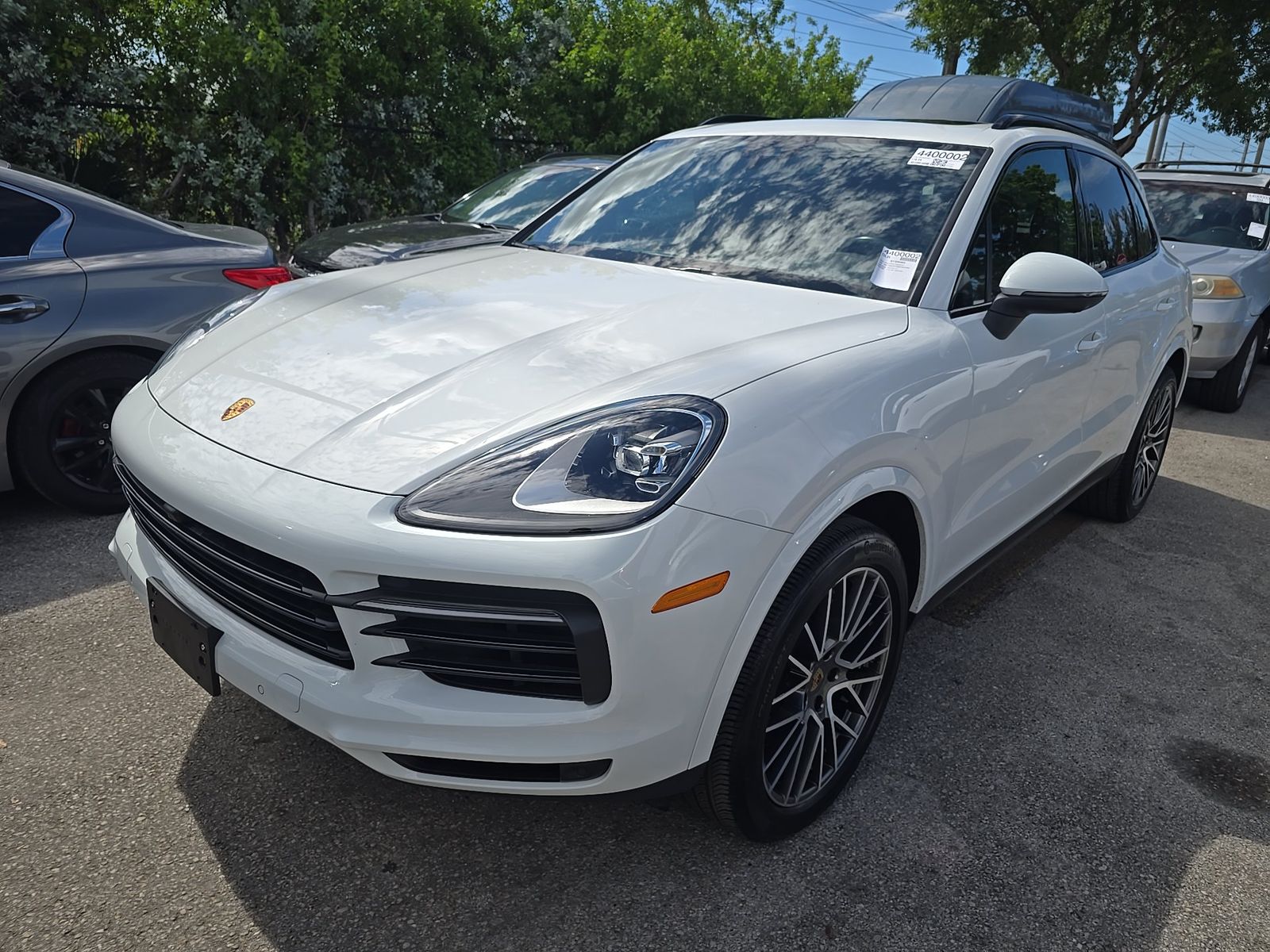 PORSCHE CAYENNE - 1