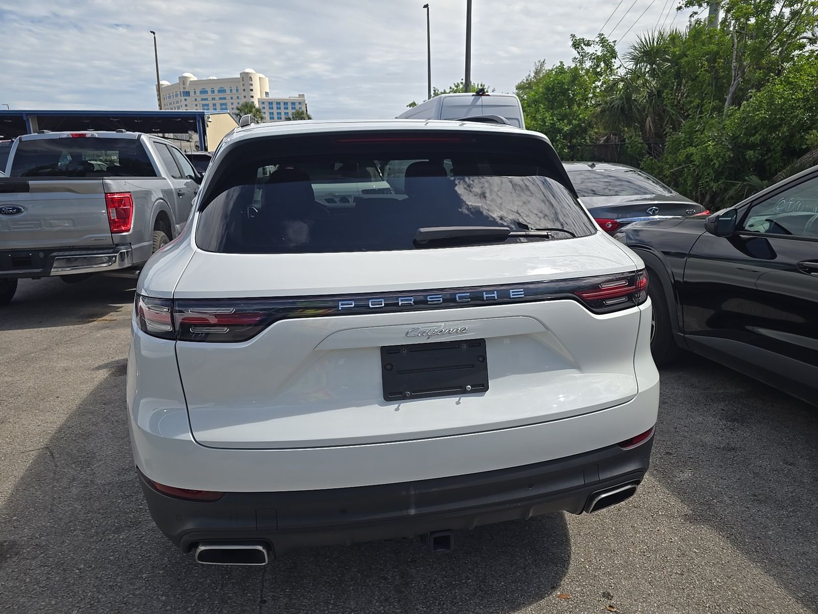 PORSCHE CAYENNE - 6