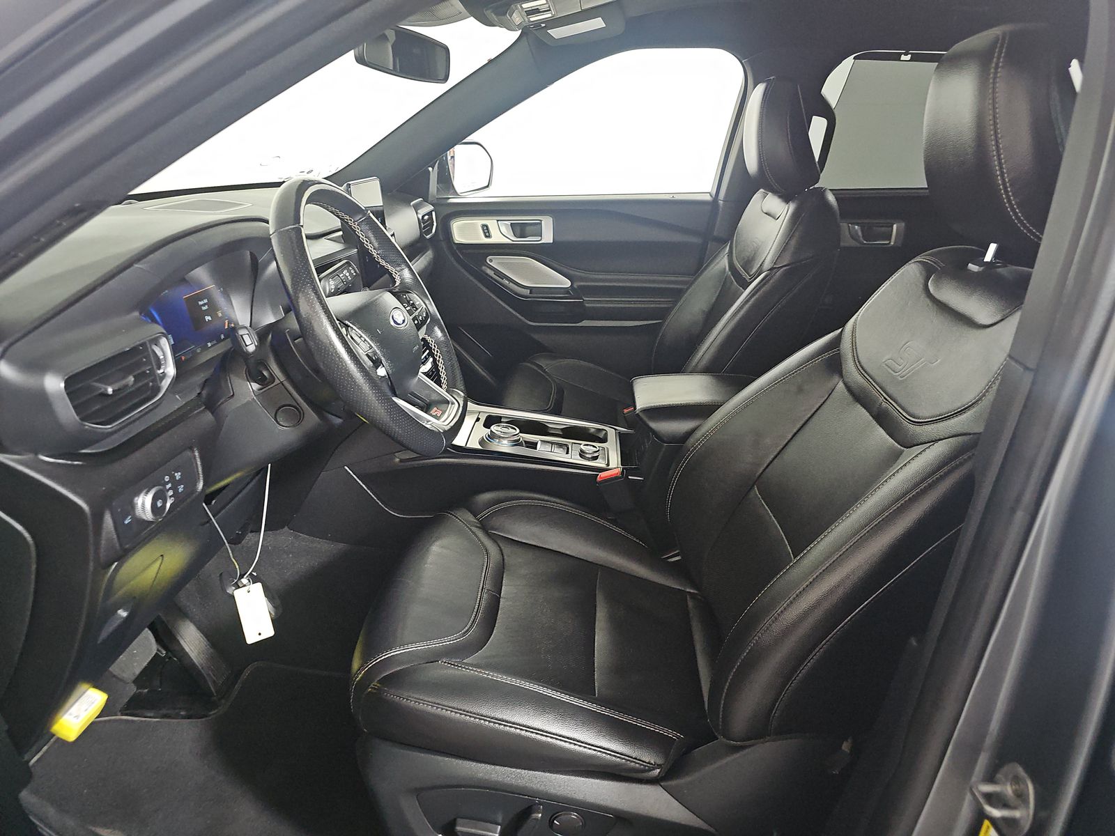 FORD EXPLORER - 8