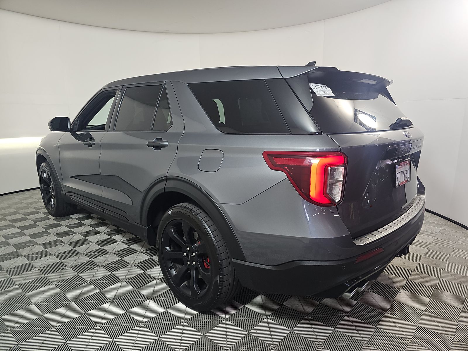 FORD EXPLORER - 7
